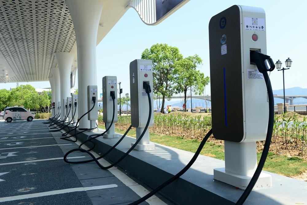 未來趨勢(shì)：新能源充電樁市場(chǎng)機(jī)遇與挑戰(zhàn)！