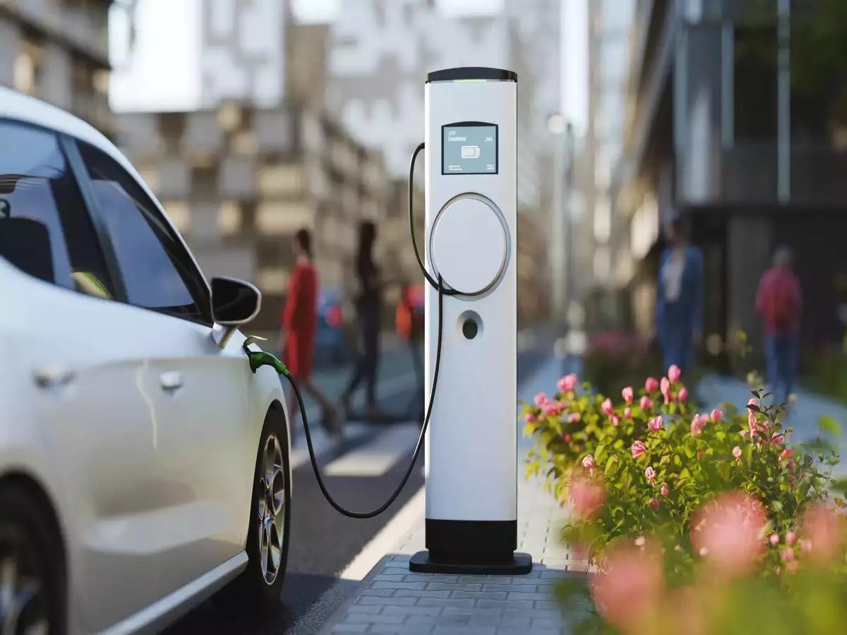 汽車充電樁廠家對比：產品優點與服務體驗上的選擇！
