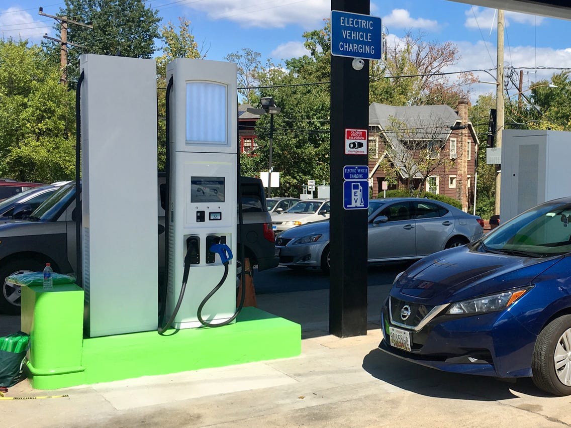 投資汽車充電樁需要知道的一切：成本與回報分析
