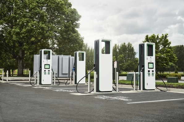汽車充電樁要多少錢？全面成本分析揭秘