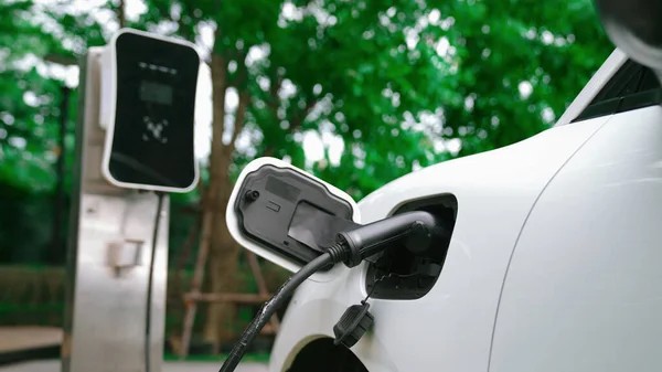 加盟政策解讀：如何選擇適合自己的汽車充電樁品牌