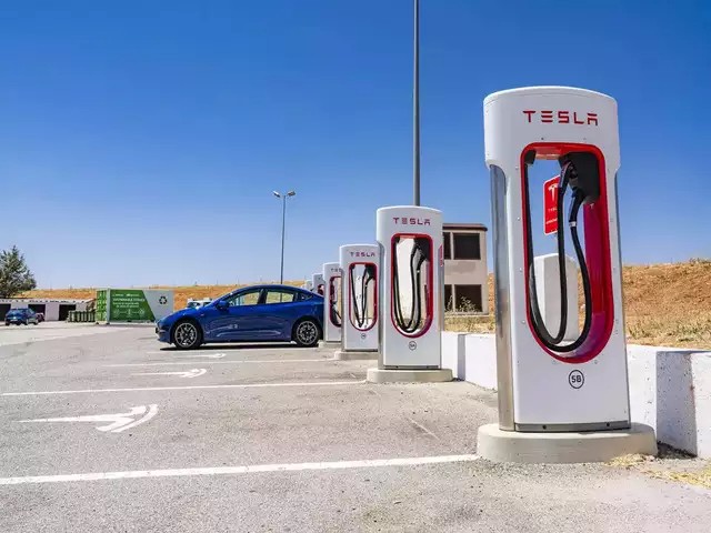 新能源充電樁市場規模與投資策略