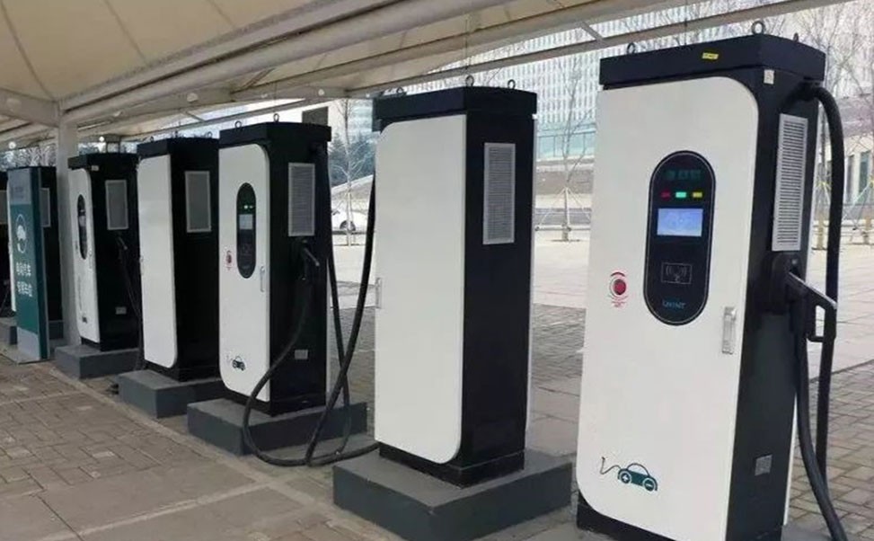 汽車充電樁智能化技術(shù)未來趨勢全預測